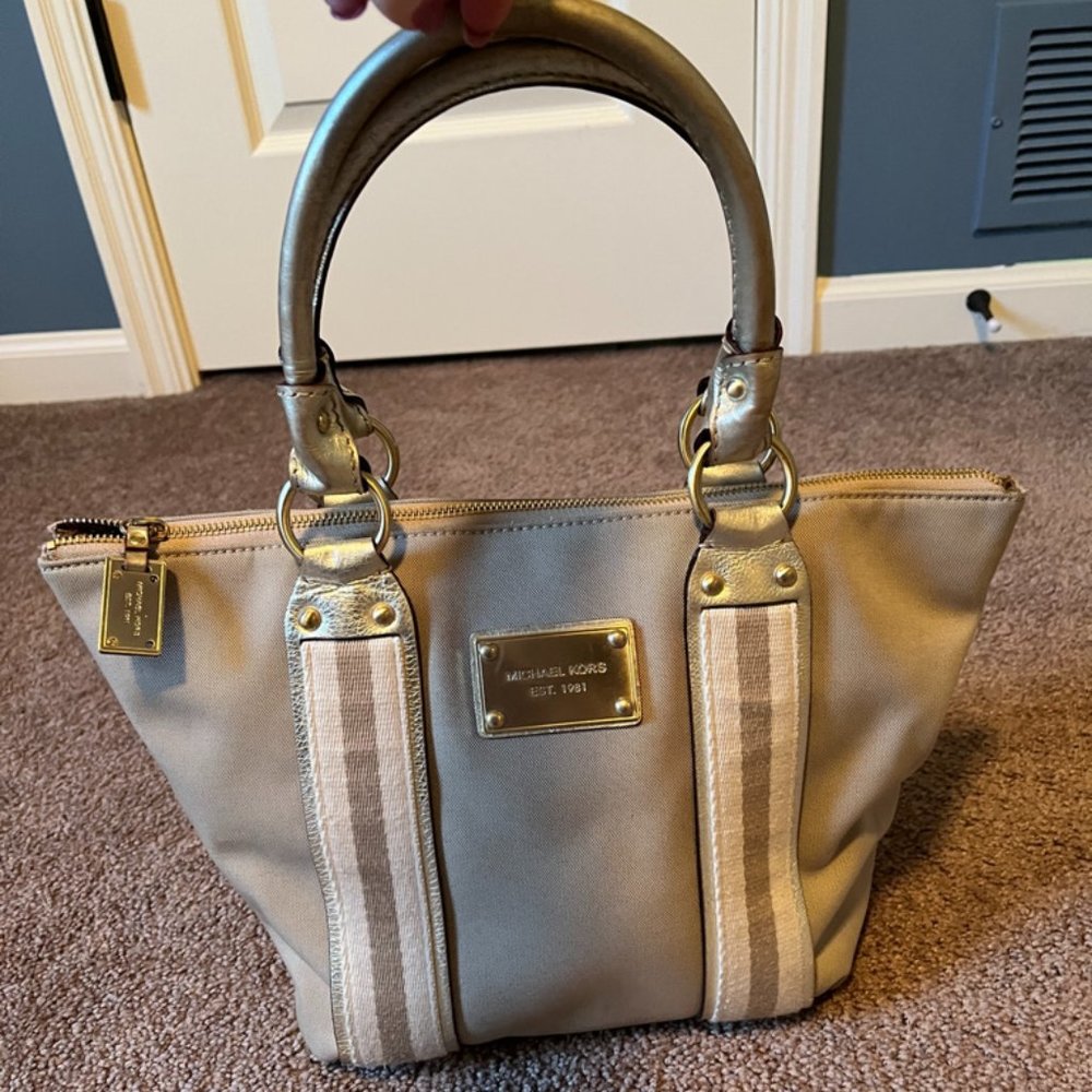 Michael Kors tote